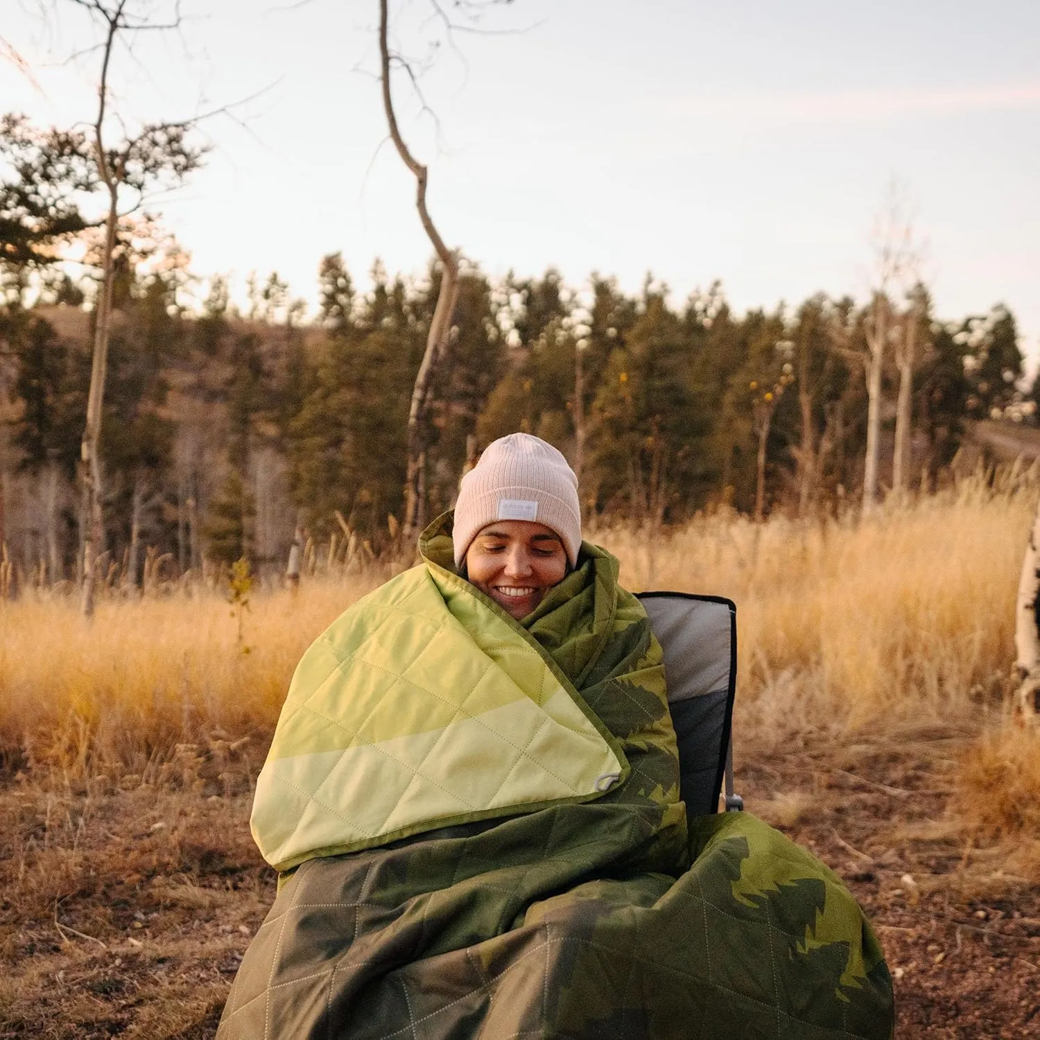 CORE Outdoor Weighted Blanket | Packable Waterproof Picnic Blanket, Beach Mat, Tent Camping Rug, & Stadium Blanket | Large Portable 94" x 78" Quilt Design with Built-in Straps and Carry Handle