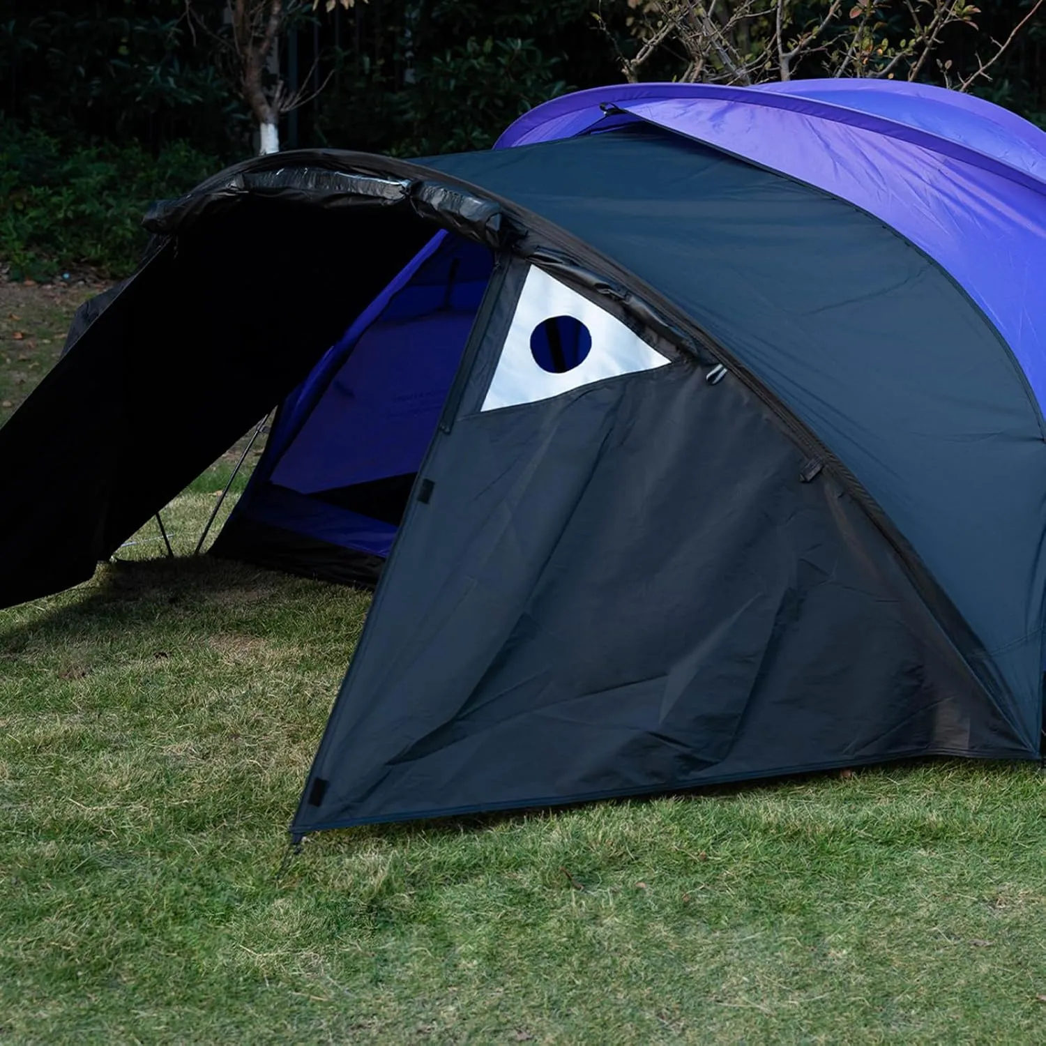 Easy to Setups Outdoor Camping Tent Extended Front for Family Camping Beach with Frame and Strong Ventilation