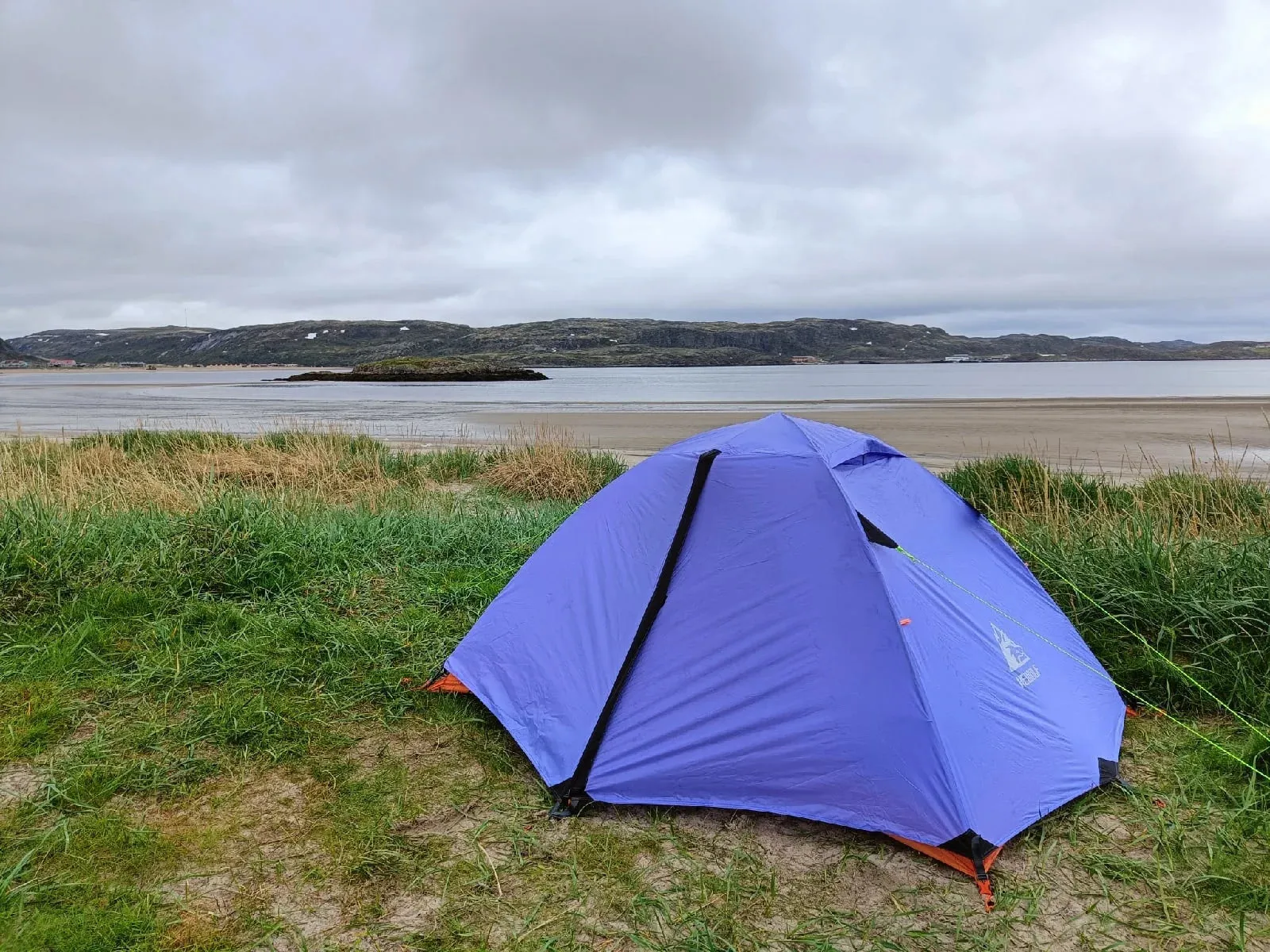 Hewolf Super Strong Double Layer Aluminum Pole 2 Person Waterproof Ultralight Tent With Snow Skirt/4Season Better Use In Winter