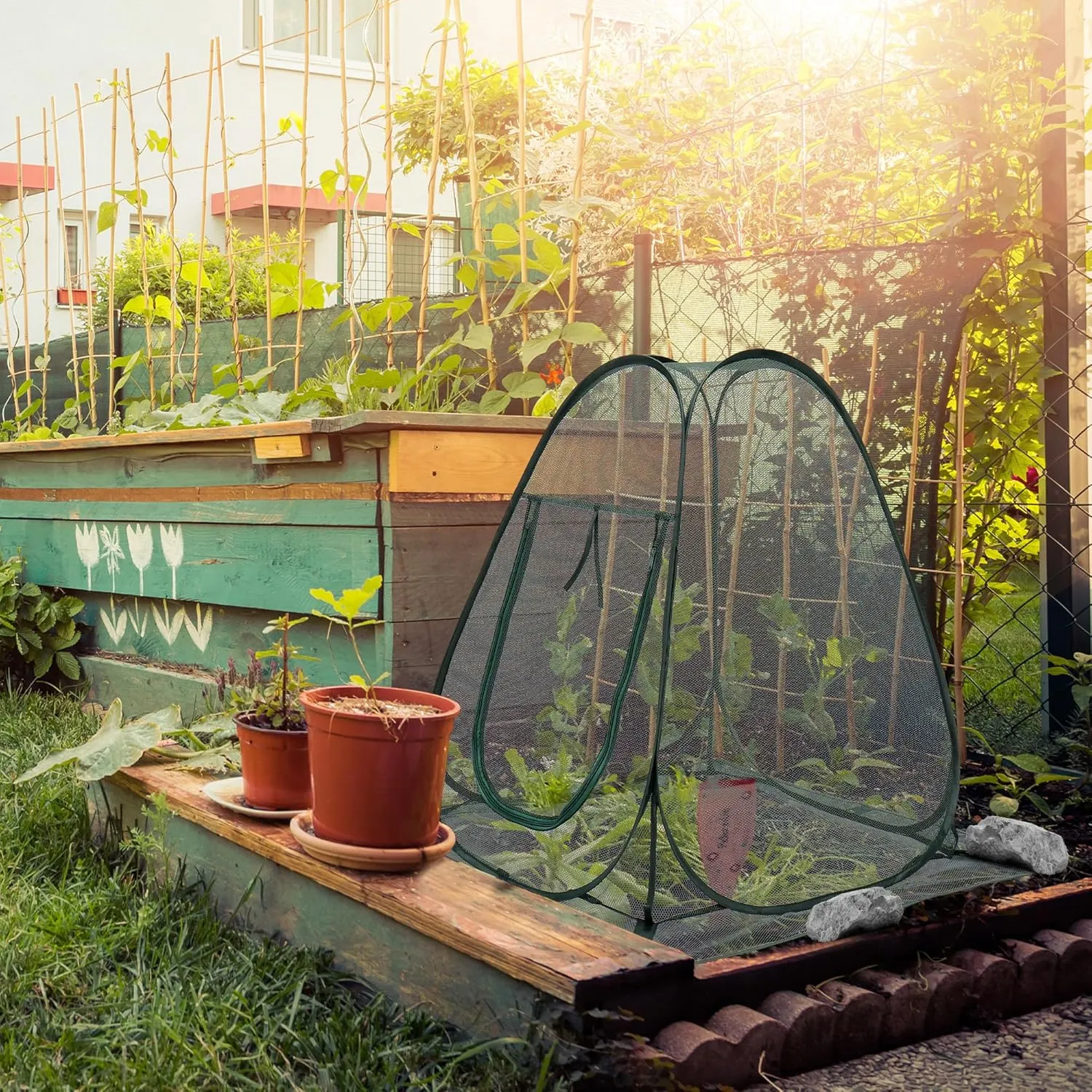 Pop up Garden Netting Cover Plant Guard Cover with Stakes Bird Plant Tent Protector for Vegetables Fruits Flowers (1, 28 * 28 * 32 inch)