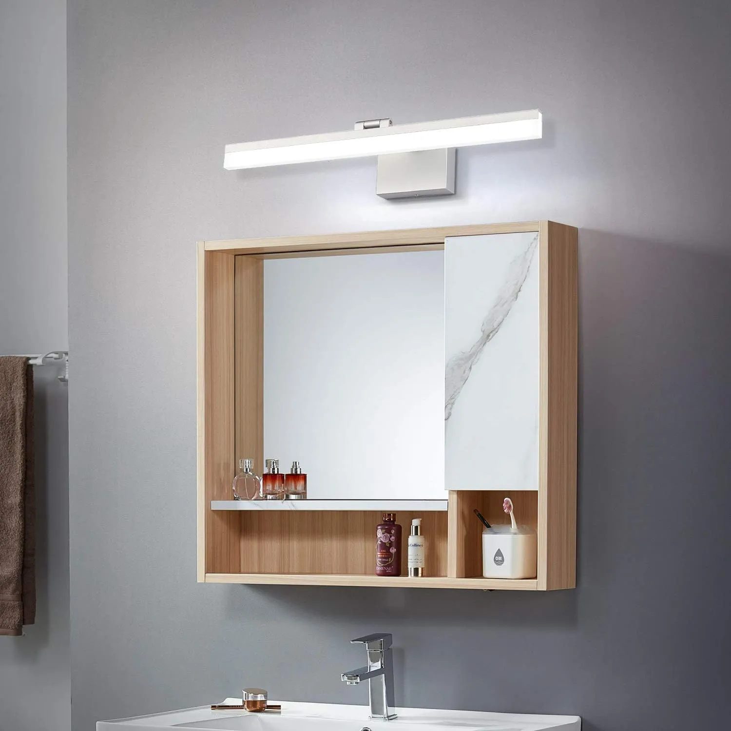 SOLFART Modern Dimmable Vanity Light Fixtures Silver Aluminum for Bathroom Wall Light 5500K LED Rotatable Light Bar