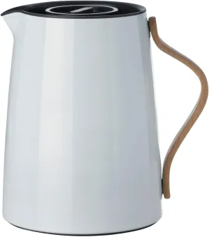 Stelton Emma Vacuum Tea Jug - Plastic Insulated Teapot with Lid & Stainless Steel Thermal Insert for Hot Beverage - Modern Design, Smart Built-in Infuser Filter, Beechwood Handle - 1 Litre (White)