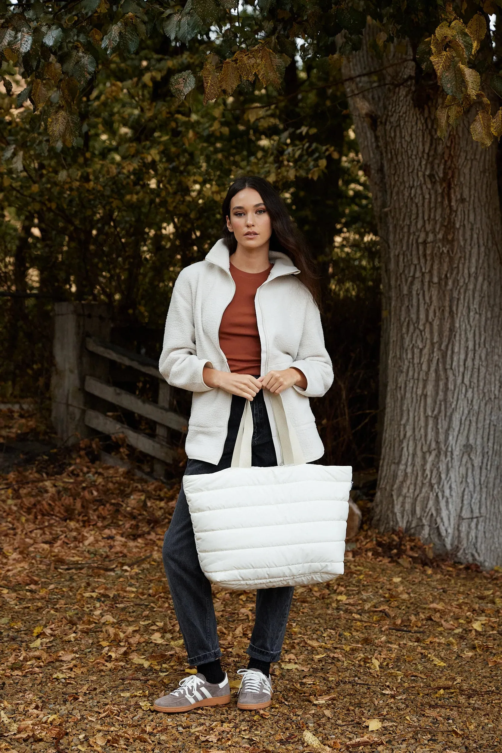 Take It Base | Puffer Tote Bag Ecru
