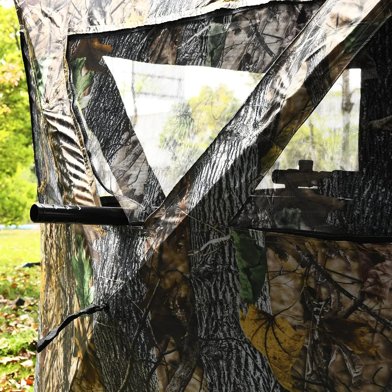 Tangkula 3 Person Pop up Ground Blind, Portable Hunting Blind with Mesh Windows, Carrying Bag & Ground Stakes, Camouflage Hunting Tent with Hub System, Camo Deer Blinds for Hunting
