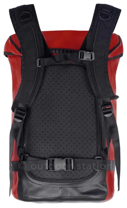 Track Dry Backpack