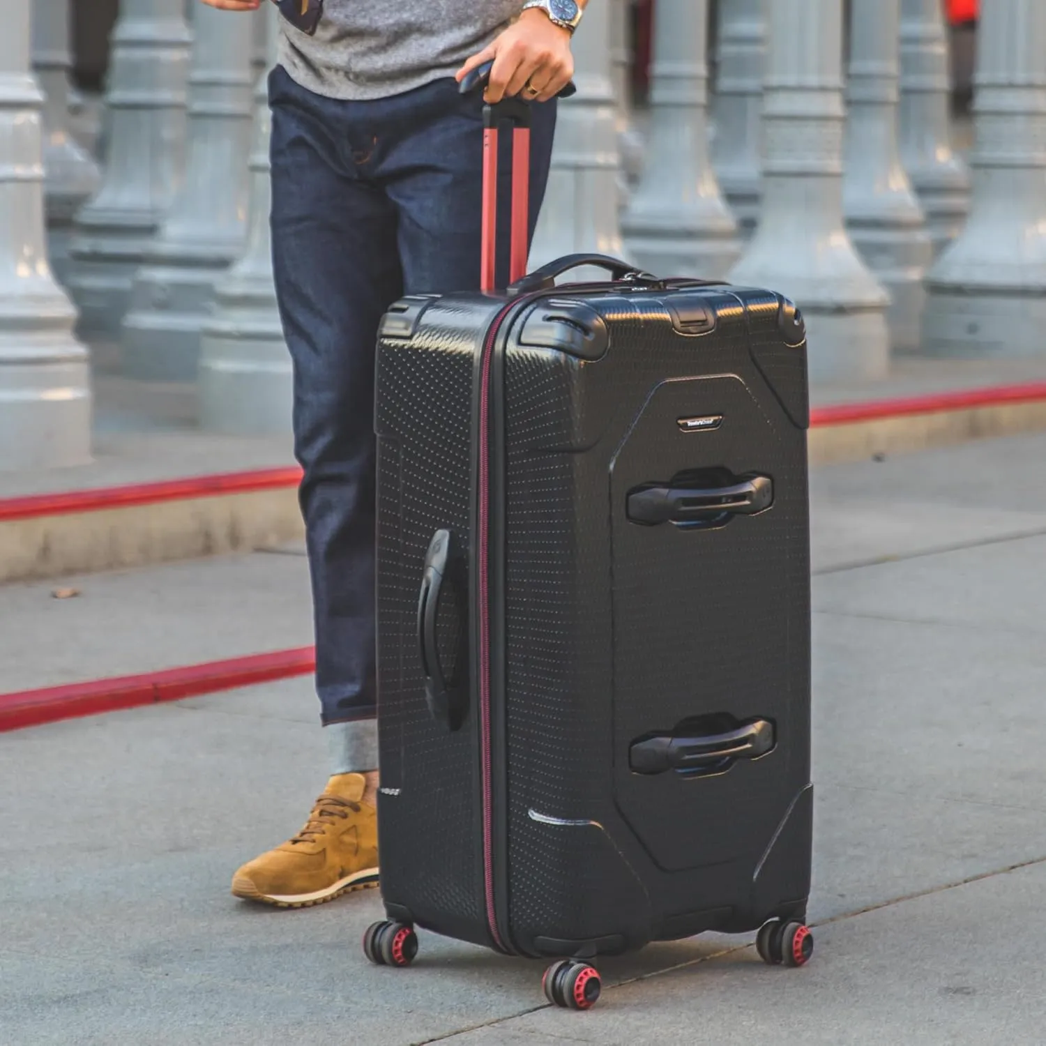 Traveler's Choice Maxporter II Hardside Polycarbonate Suitcase with Spinner Wheels, Red, 30" Trunk Luggage