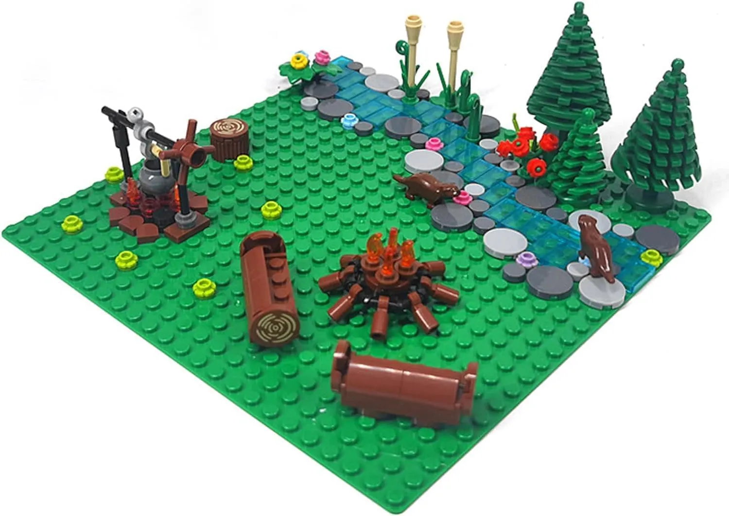 Urban Camping Building Block Kit, Outdoor Forest Tent Adventure Toys, Tent, Campfire (675Pcs)