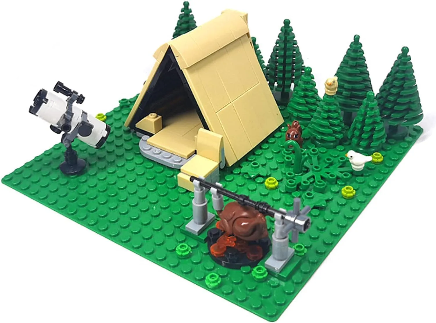 Urban Camping Building Block Kit, Outdoor Forest Tent Adventure Toys, Tent, Campfire (675Pcs)