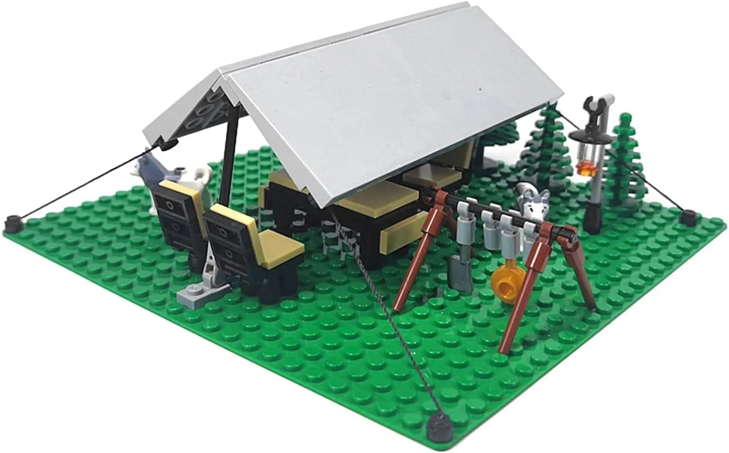 Urban Camping Building Block Kit, Outdoor Forest Tent Adventure Toys, Tent, Campfire (675Pcs)
