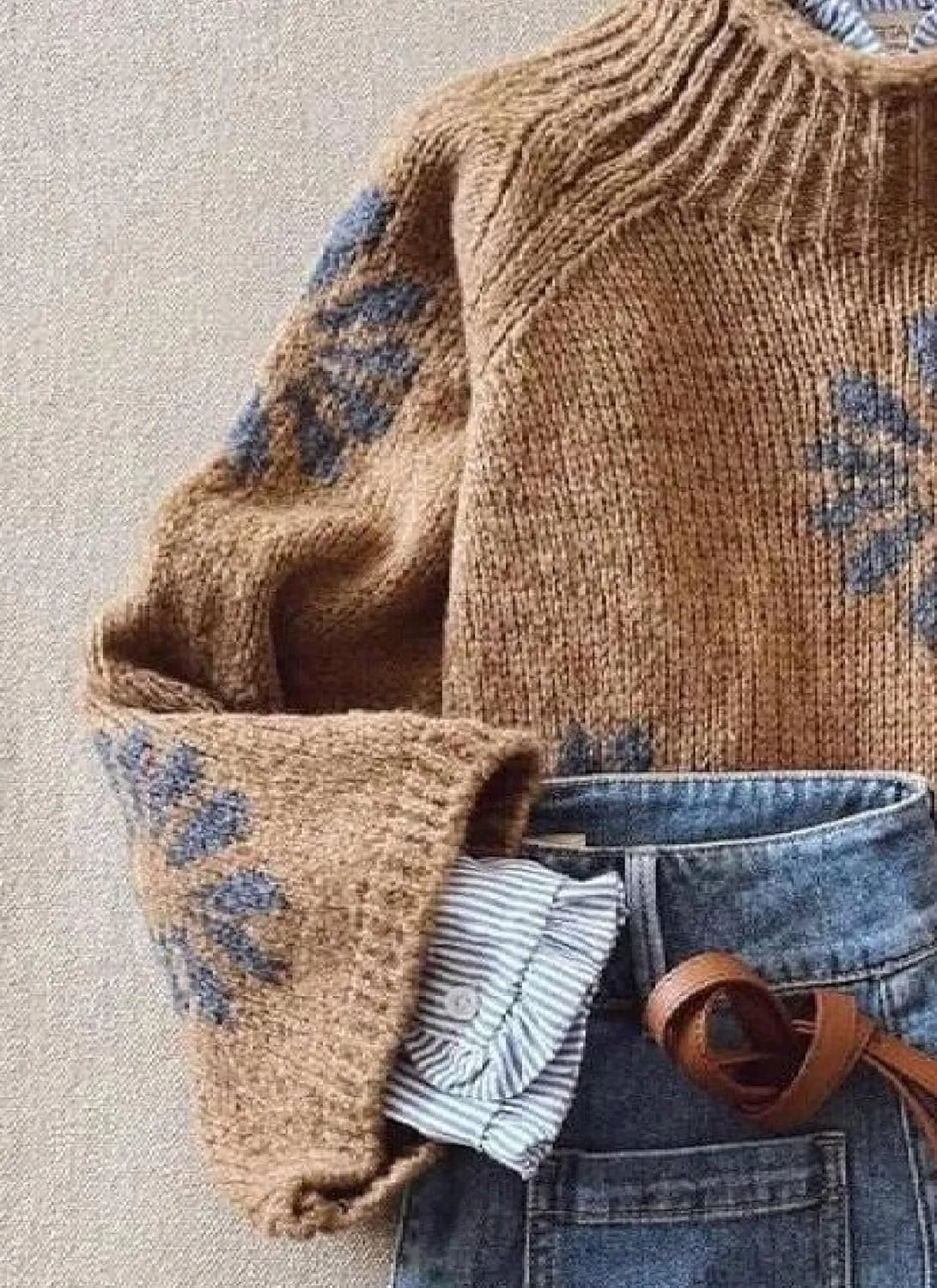 Womens Fall Winter 2025 Trendy Sweater Retro Print Brown Knit Long Sleeve Chunky Mock Neck Cute Flower Pullover Tops